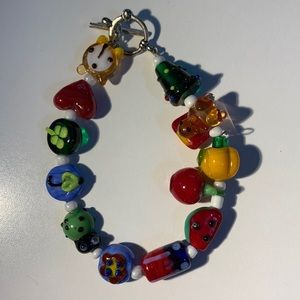 Holiday Glass Bead Bracelet 8 inches
